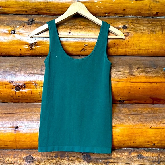 C’est Moi bamboo tank top - Picture 2 of 3